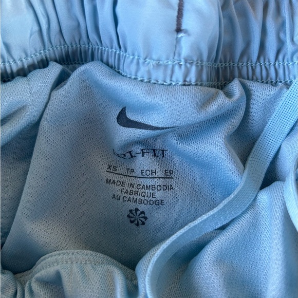 Lot of Women’s Nike Shorts Small and X-Small - Picture 7 of 11